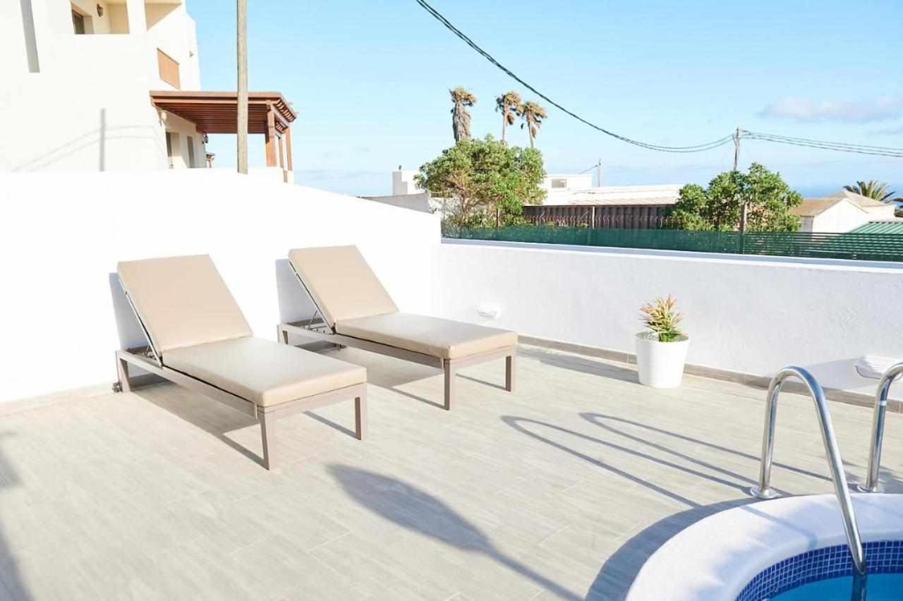 Suites Bene Lanzarote La Asomada  エクステリア 写真