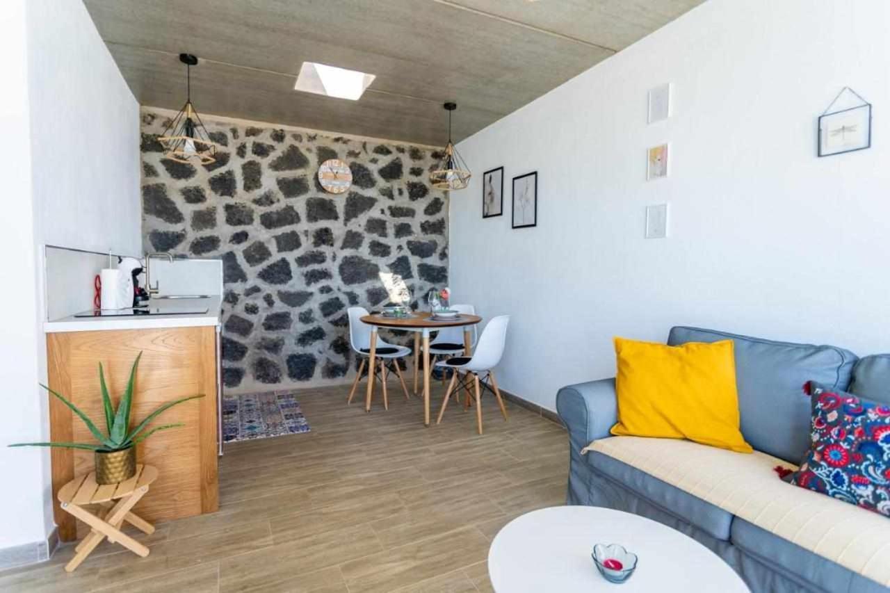 Suites Bene Lanzarote La Asomada  エクステリア 写真